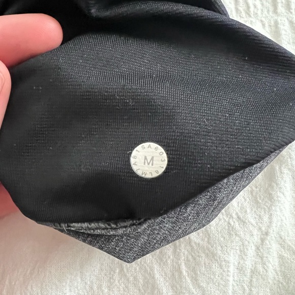 Lululemon Pace Breaker Short 9in inseam - Picture 4 of 4